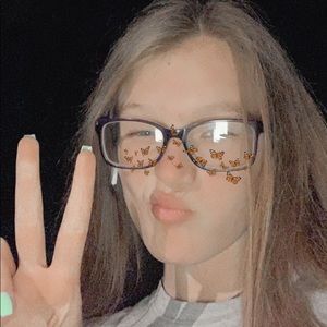 Meet your Posher, Remee